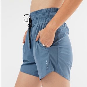 ACTA High Waisted Motion Shorts - Blue Mist